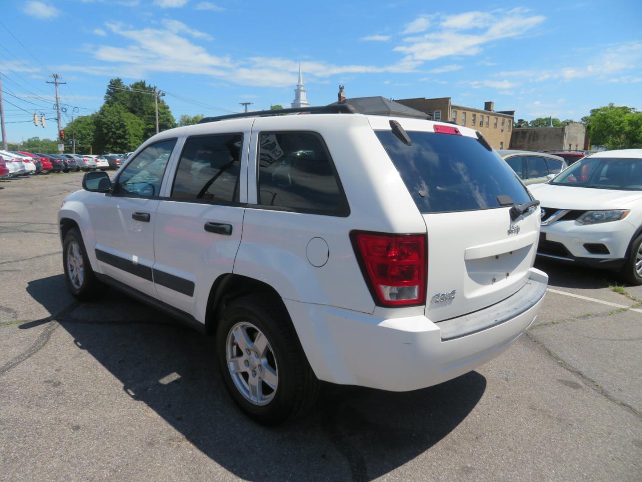 Jeep Grand Cherokee Laredo 4WD 2006