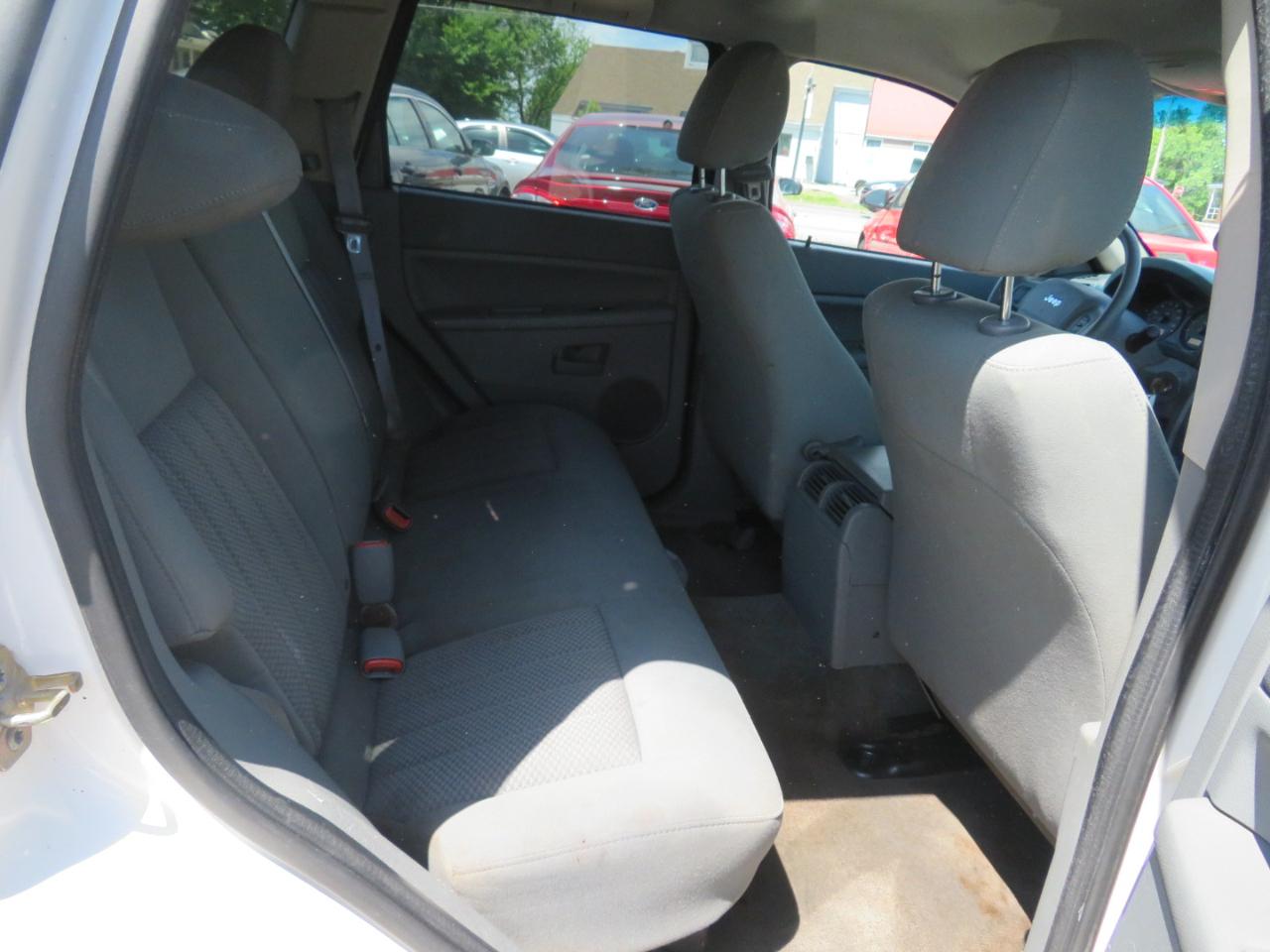 Jeep Grand Cherokee Laredo 4WD 2006