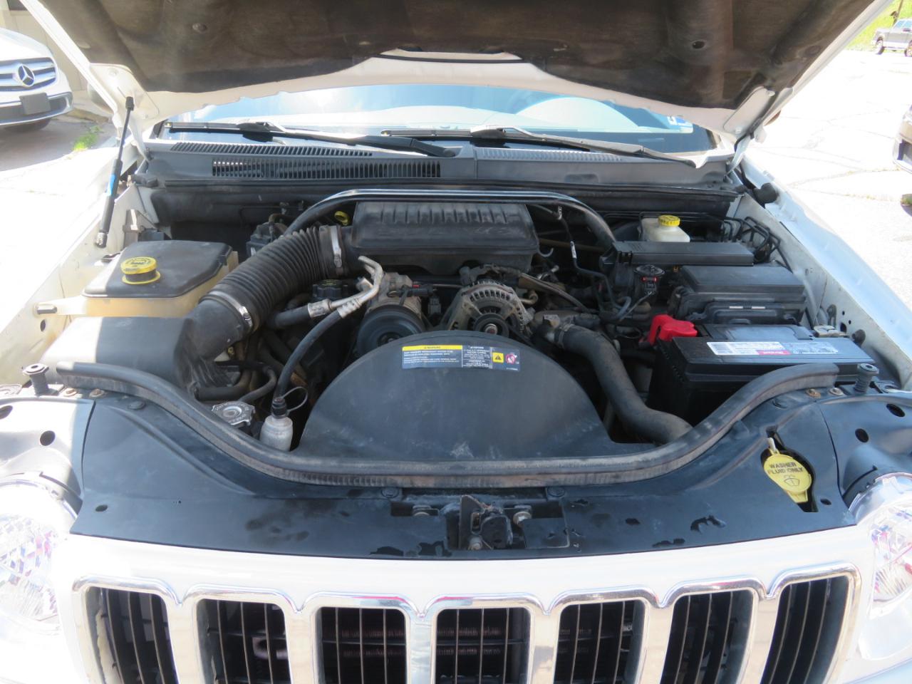 Jeep Grand Cherokee Laredo 4WD 2006