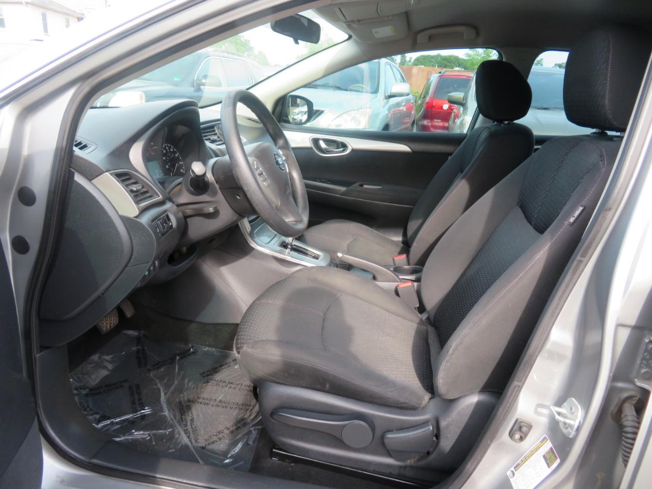 Nissan Sentra SR 4D Sedan 2014
