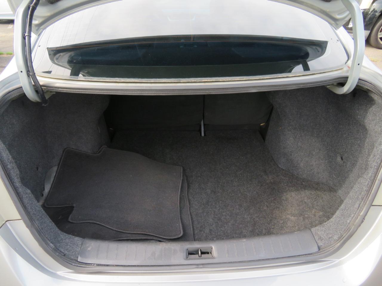 Nissan Sentra SR 4D Sedan 2014