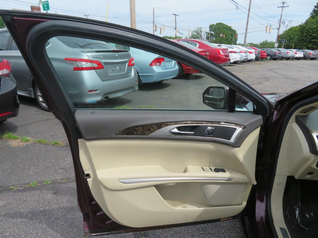 Lincoln MKZ AWD 2013