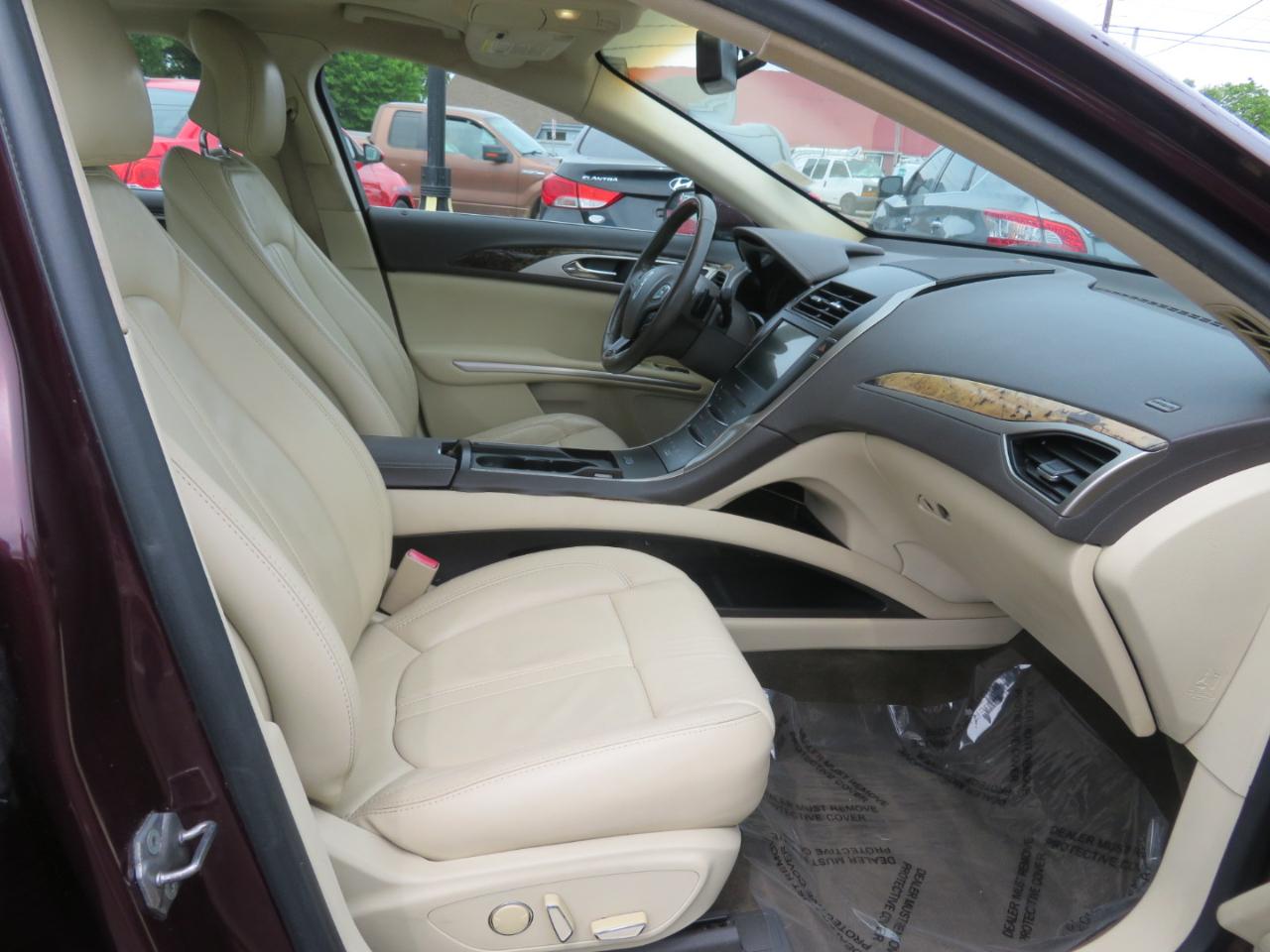 Lincoln MKZ AWD 2013