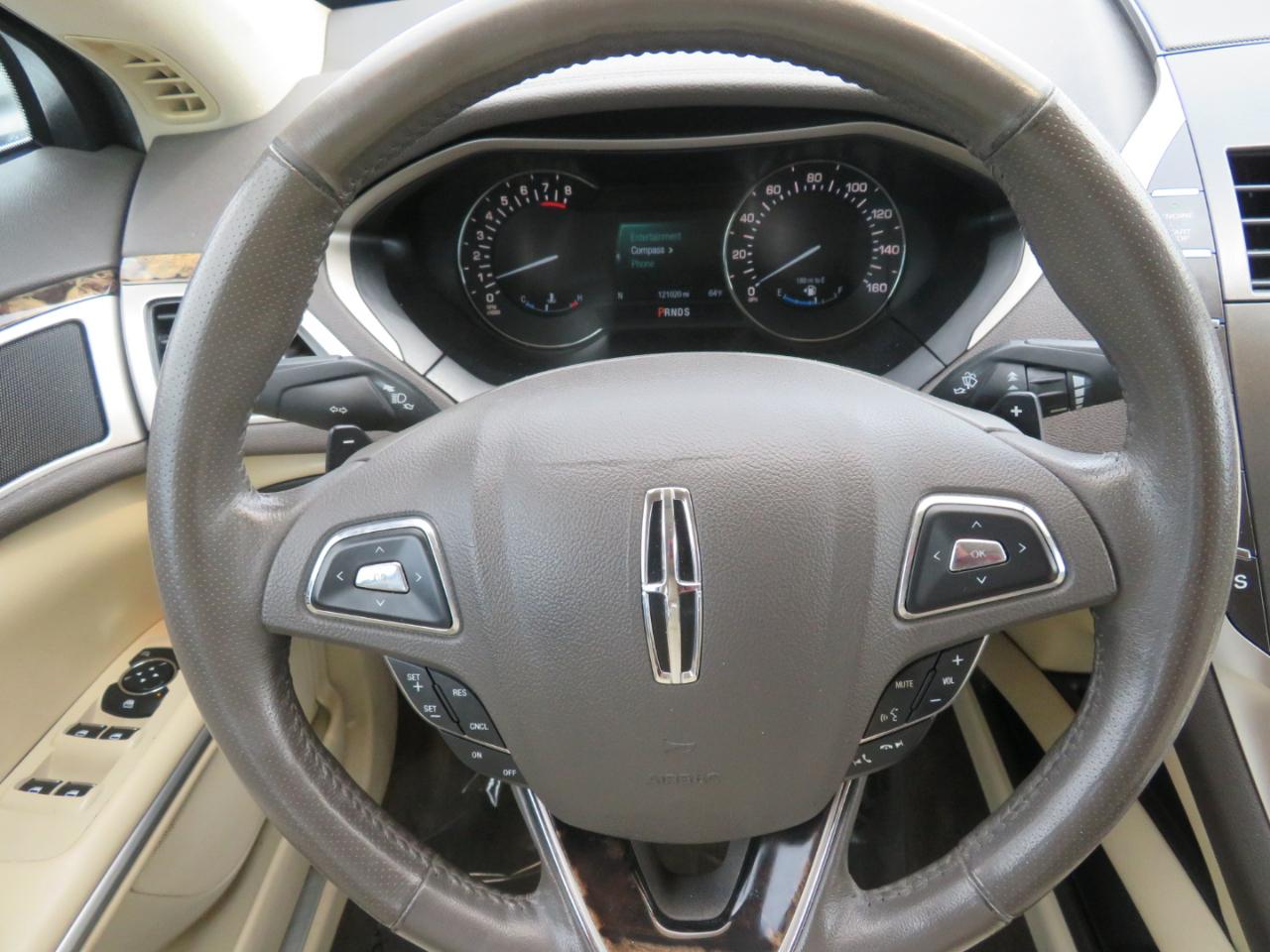 Lincoln MKZ AWD 2013
