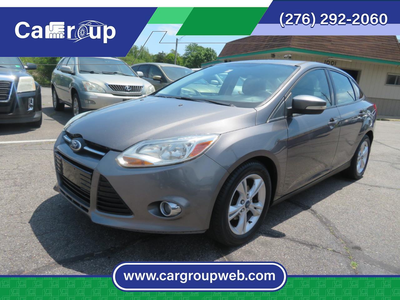 Ford Focus SE Sedan 2012