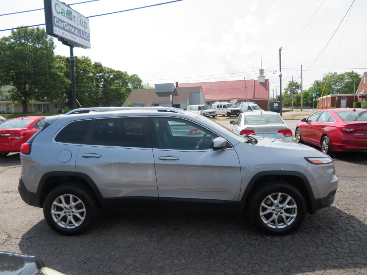 Jeep Cherokee Latitude 4WD 2014