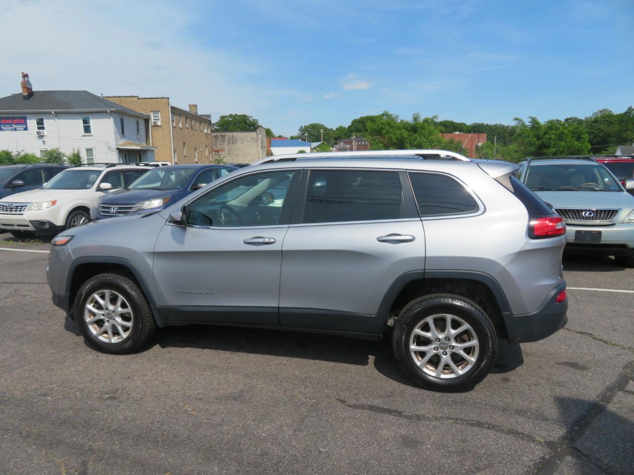 Jeep Cherokee Latitude 4WD 2014