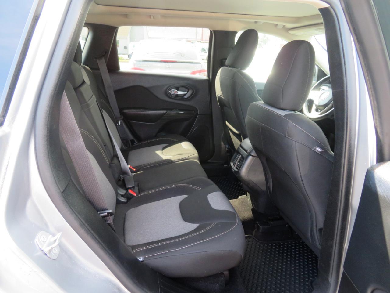 Jeep Cherokee Latitude 4WD 2014