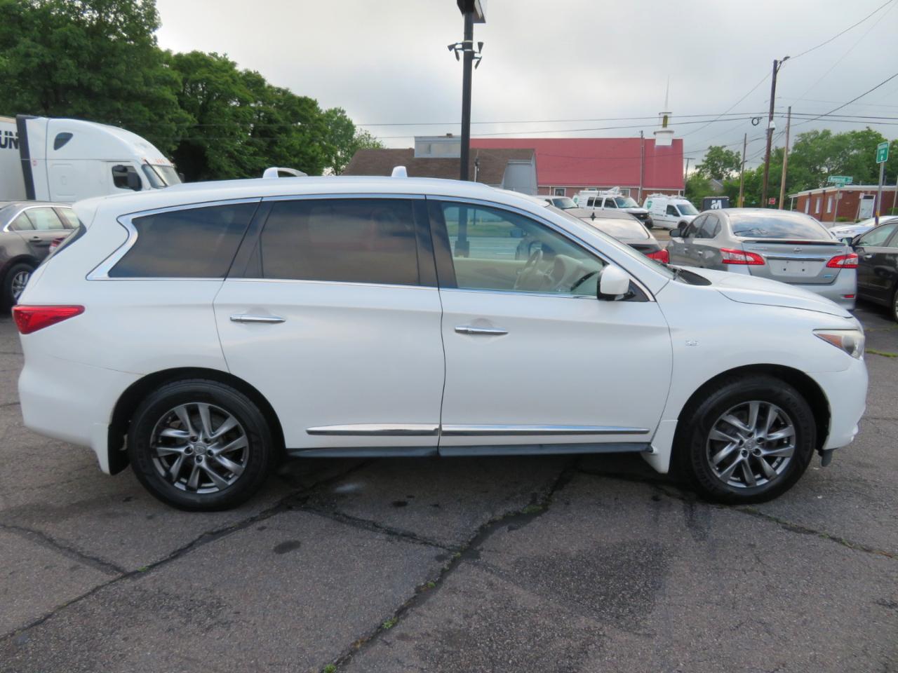 Infiniti QX60 Luxe 4D SUV AWD 2014