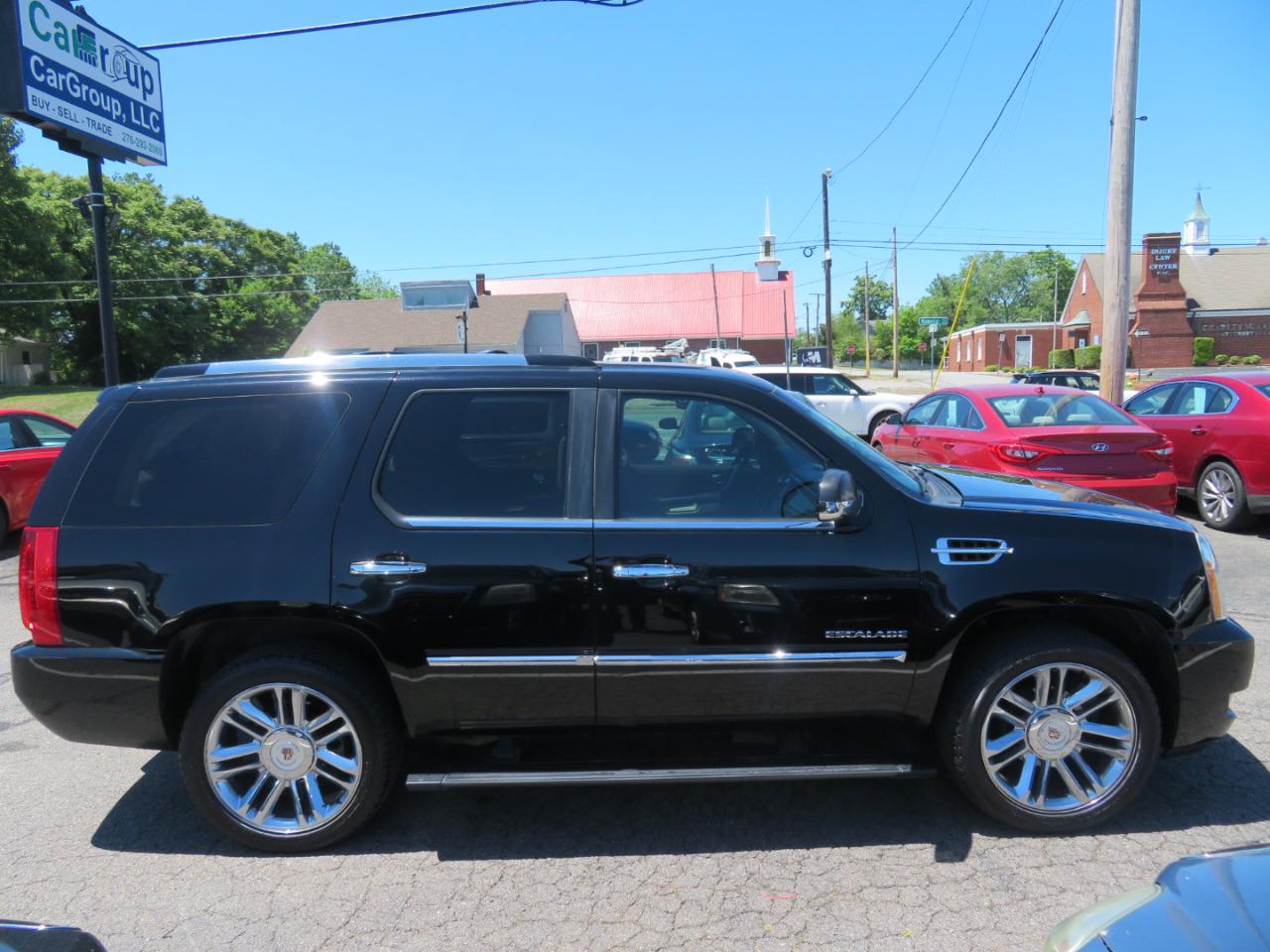 Cadillac Escalade AWD Platinum 2012