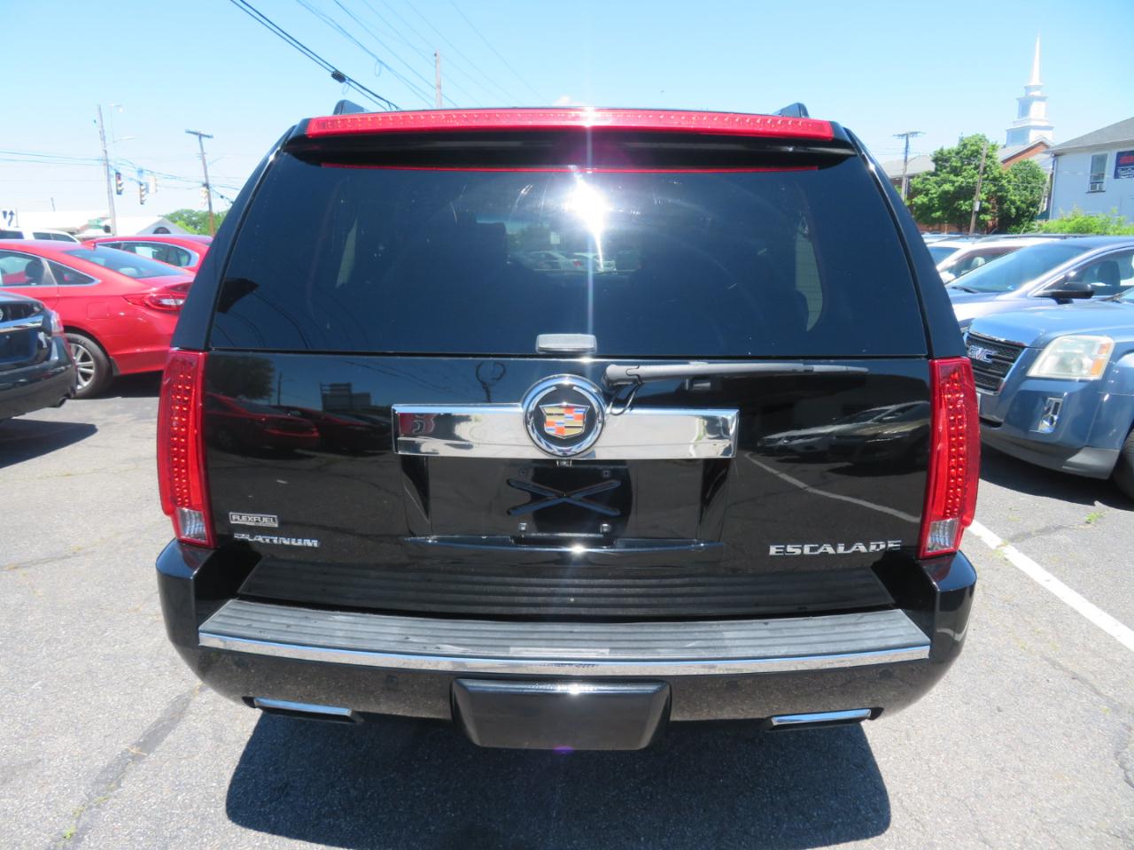 Cadillac Escalade AWD Platinum 2012