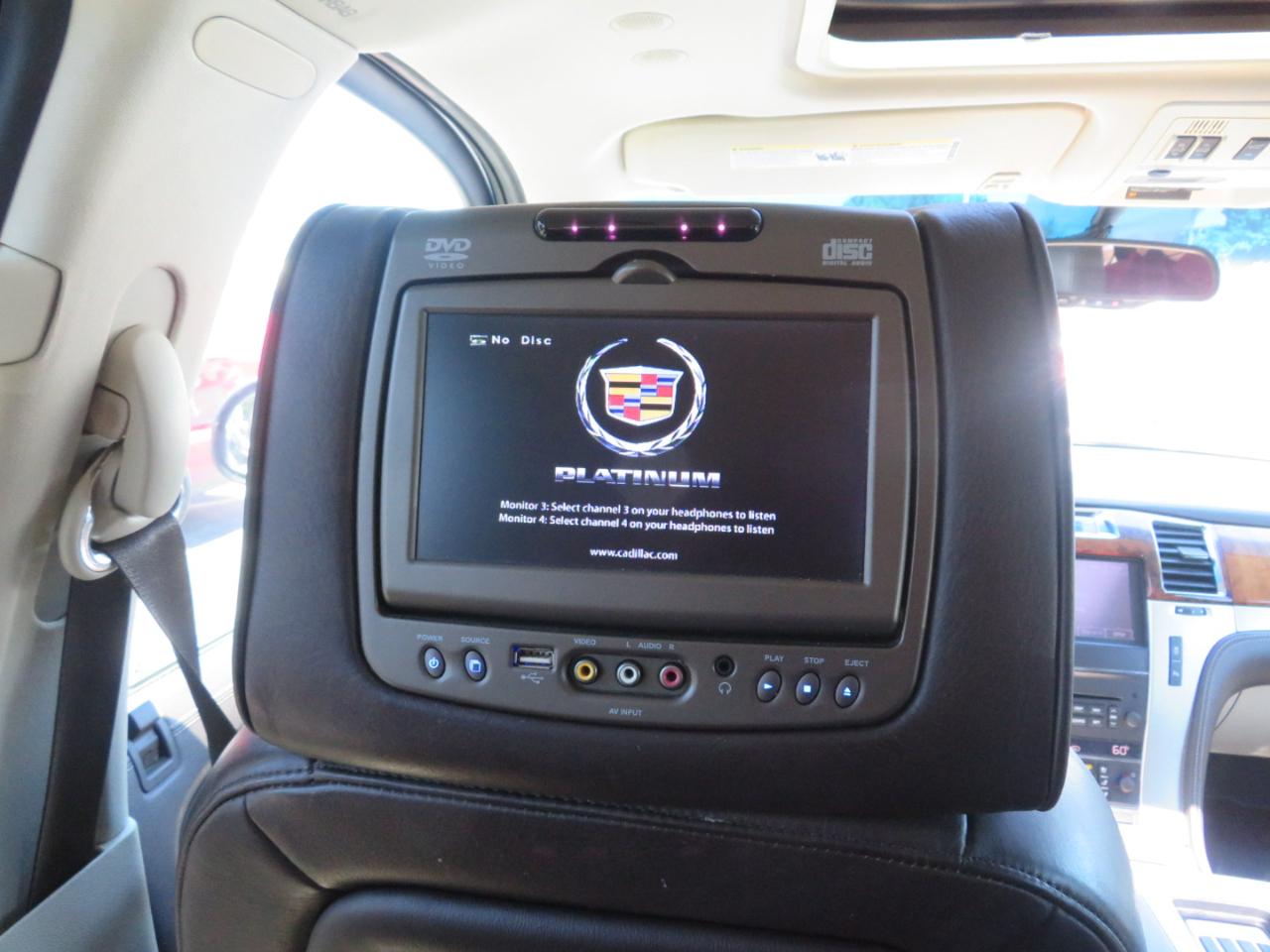 Cadillac Escalade AWD Platinum 2012