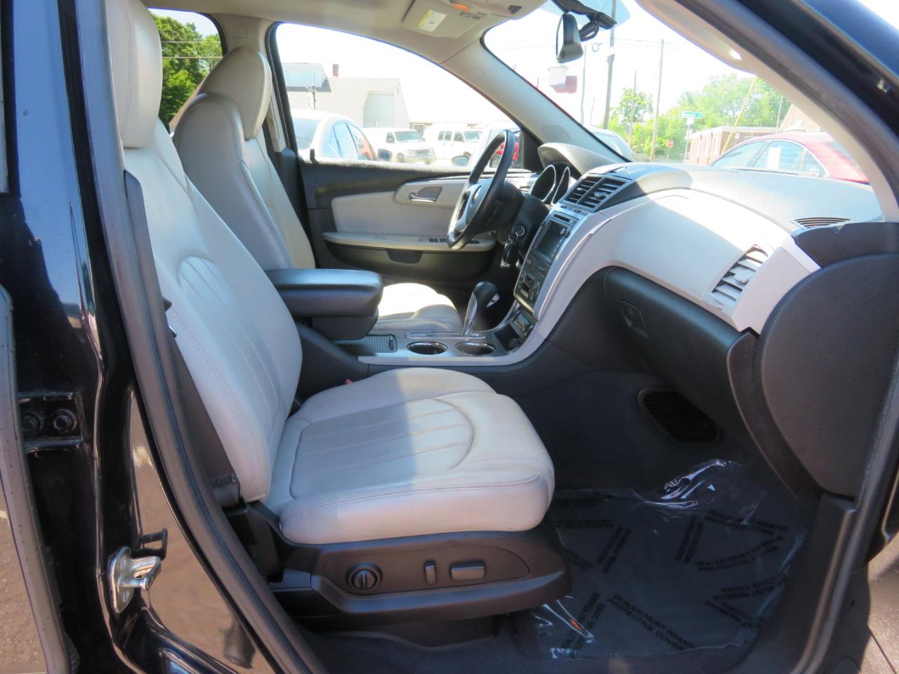 Chevrolet Traverse LTZ AWD 2010