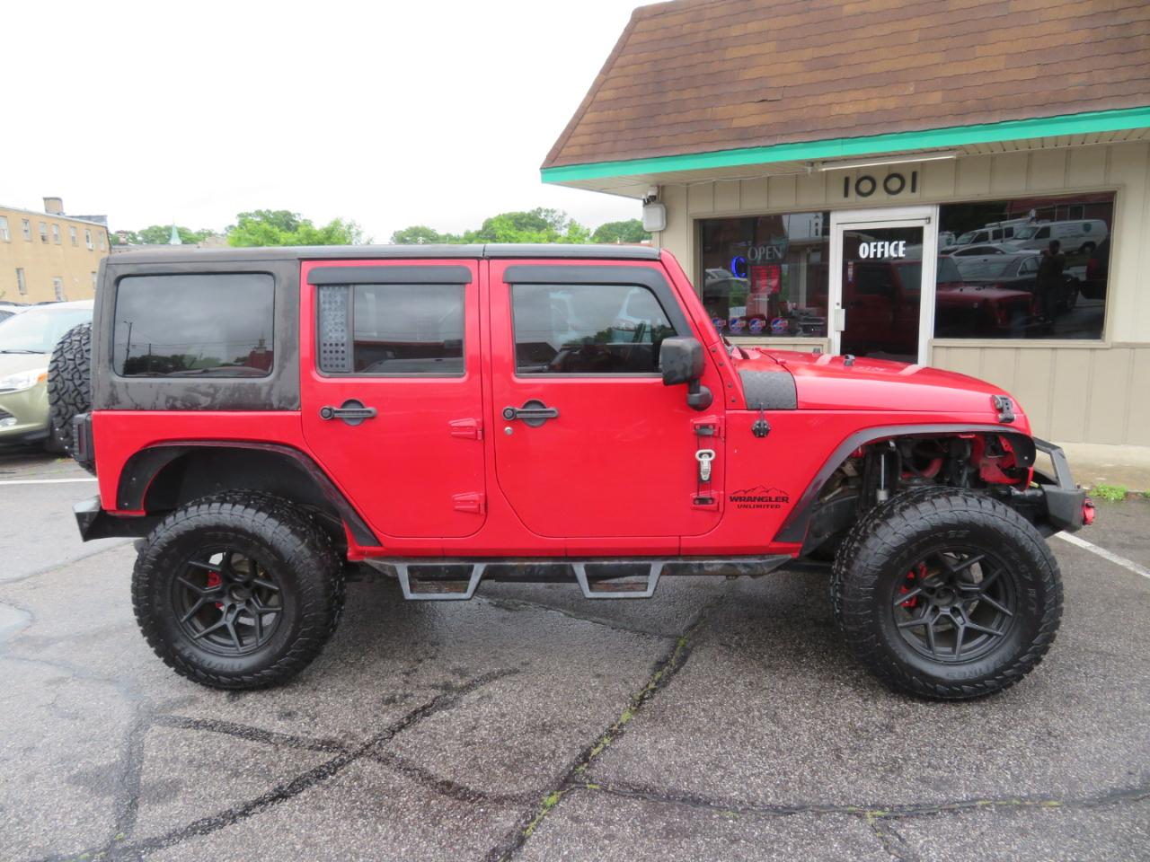 Jeep Wrangler Unlimited Rubicon 4WD 2011