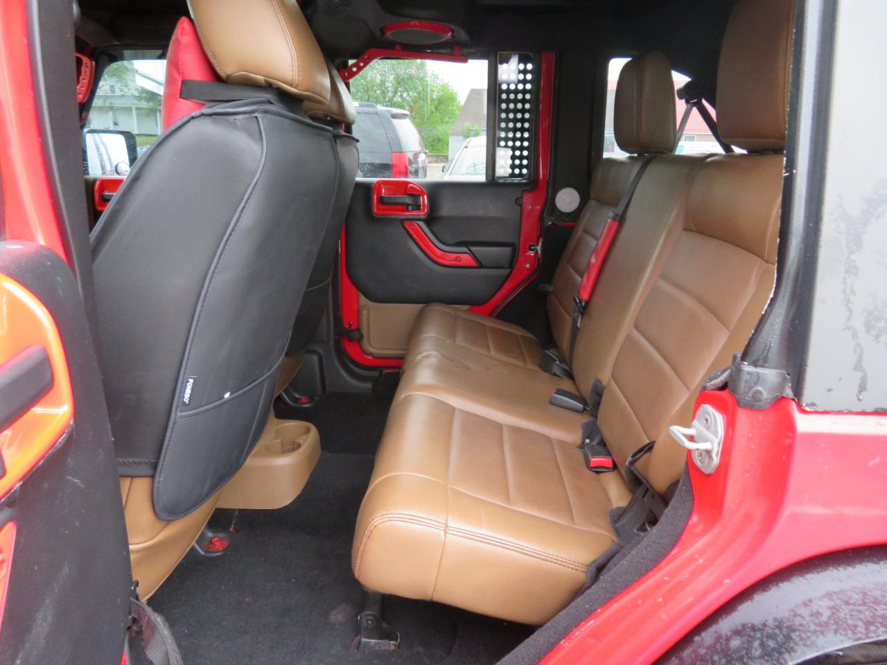 Jeep Wrangler Unlimited Rubicon 4WD 2011