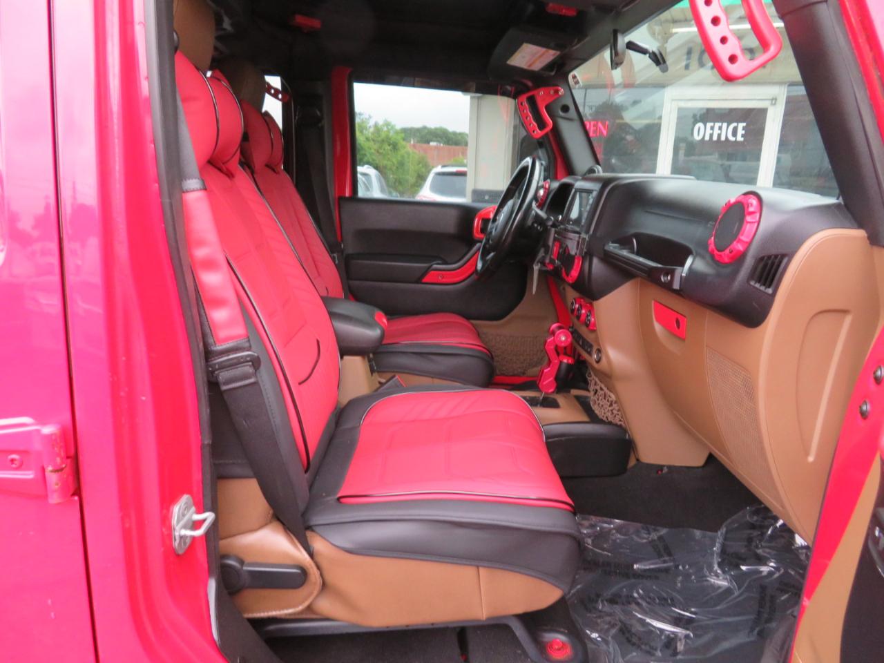 Jeep Wrangler Unlimited Rubicon 4WD 2011