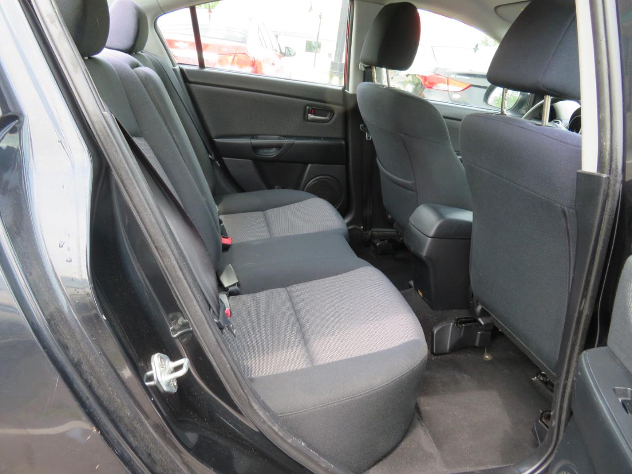 Mazda MAZDA3 i Touring 4-door 2008