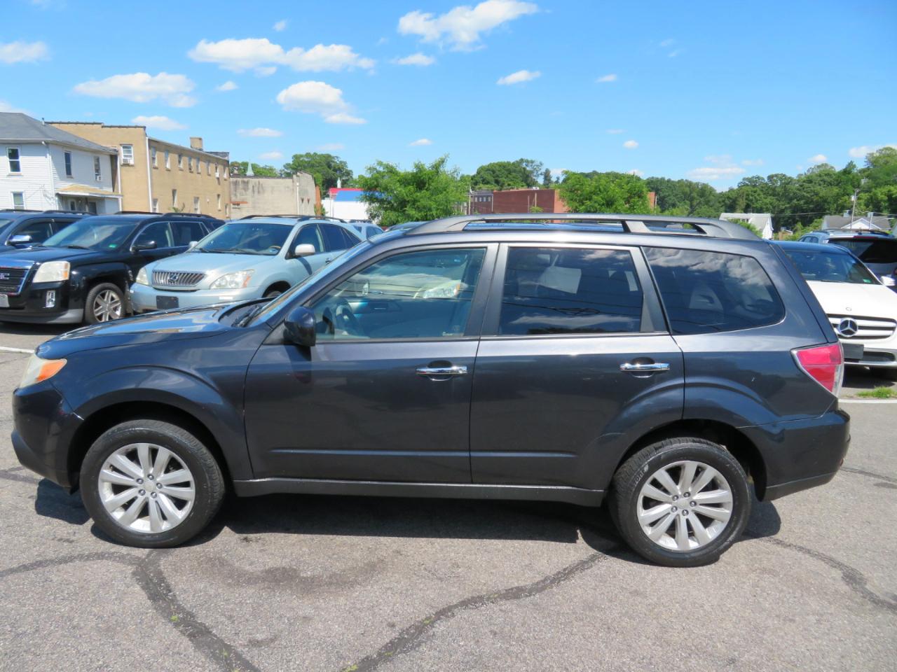 Subaru Forester 2.5X Limited 2013