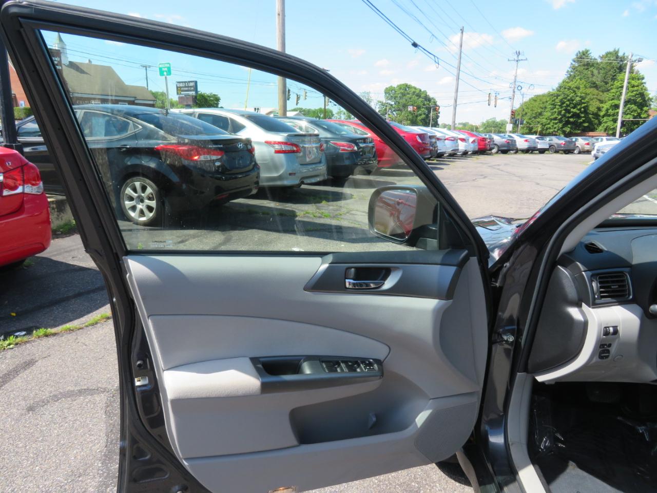 Subaru Forester 2.5X Limited 2013