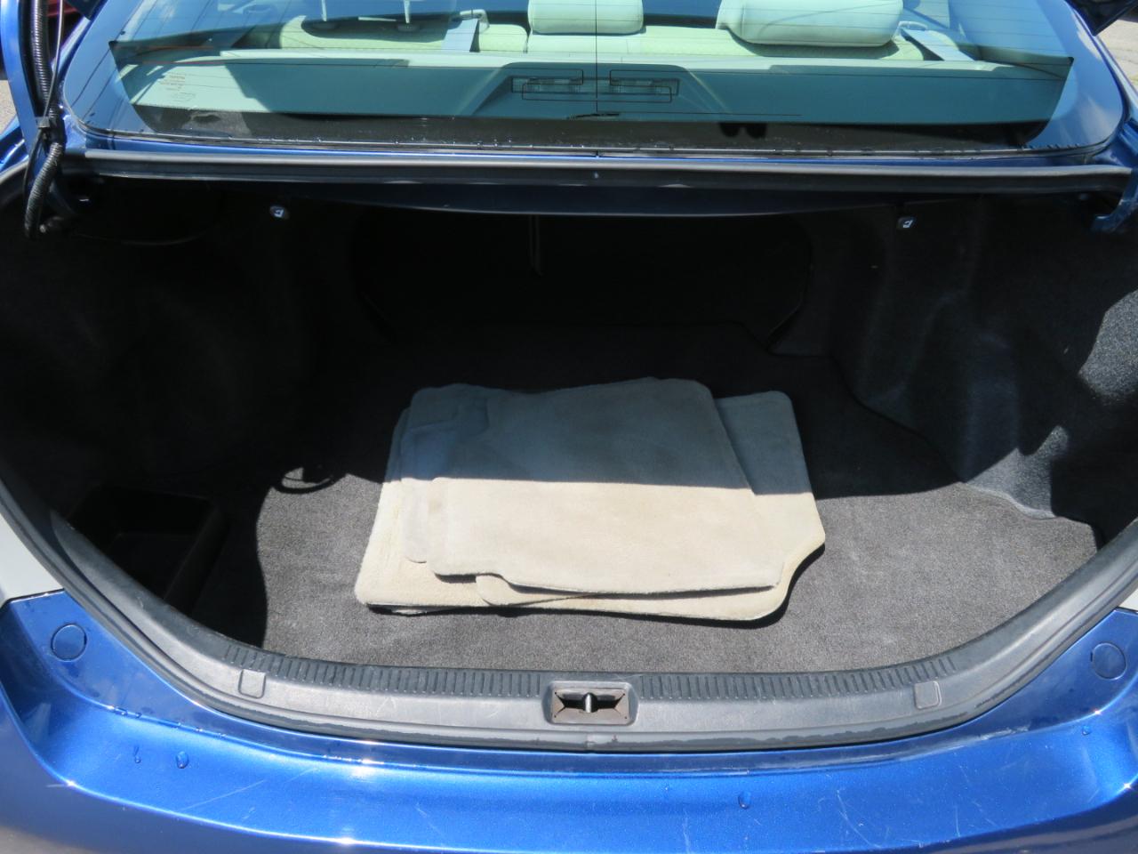 Toyota Camry LE 4D Sedan 2009