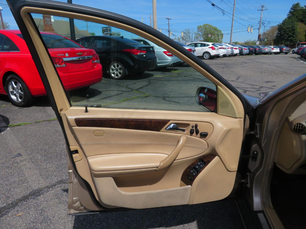 Mercedes-Benz C-Class C320 Sedan 2003
