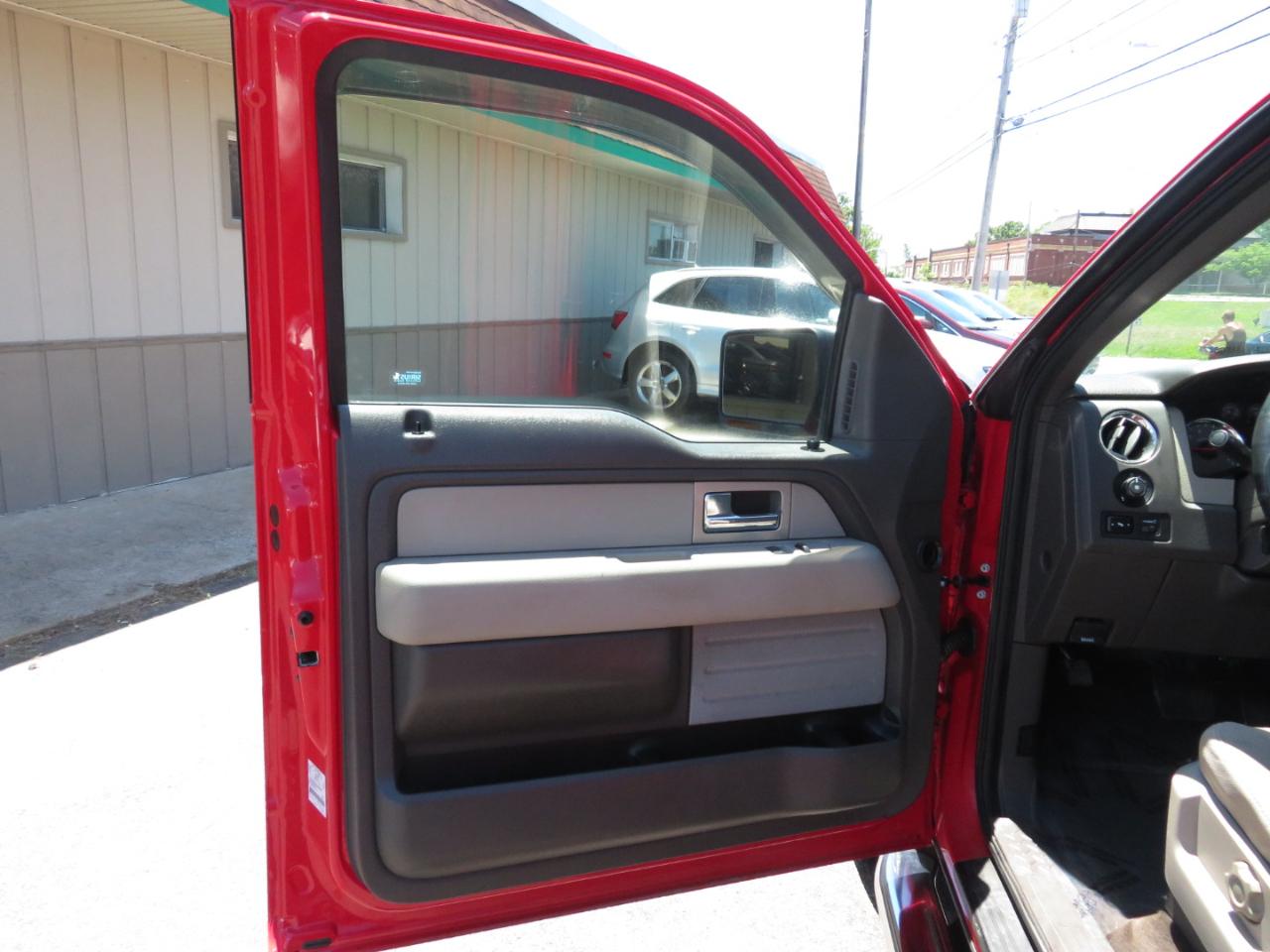 Ford F-150 XLT 2WD 2009