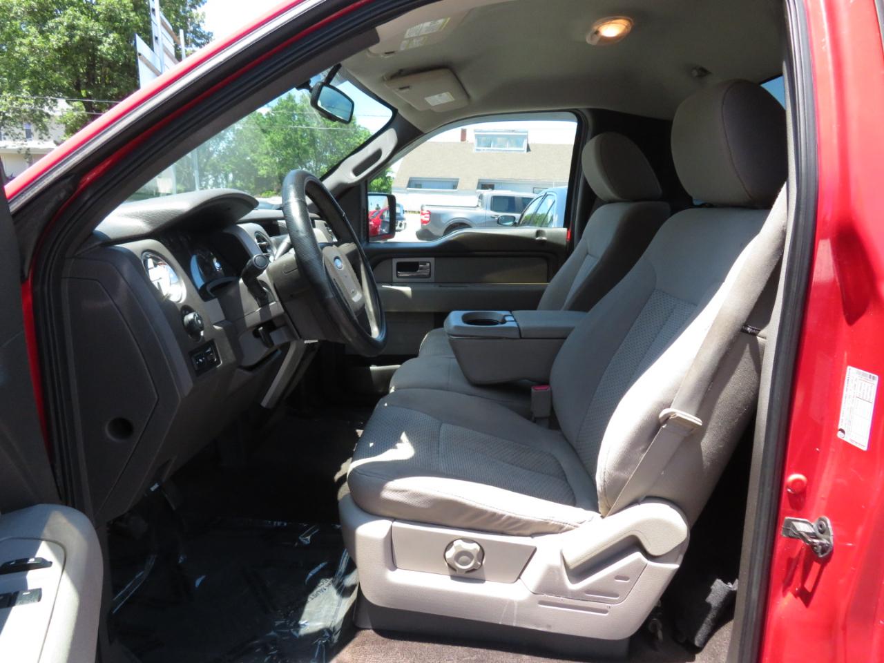 Ford F-150 XLT 2WD 2009