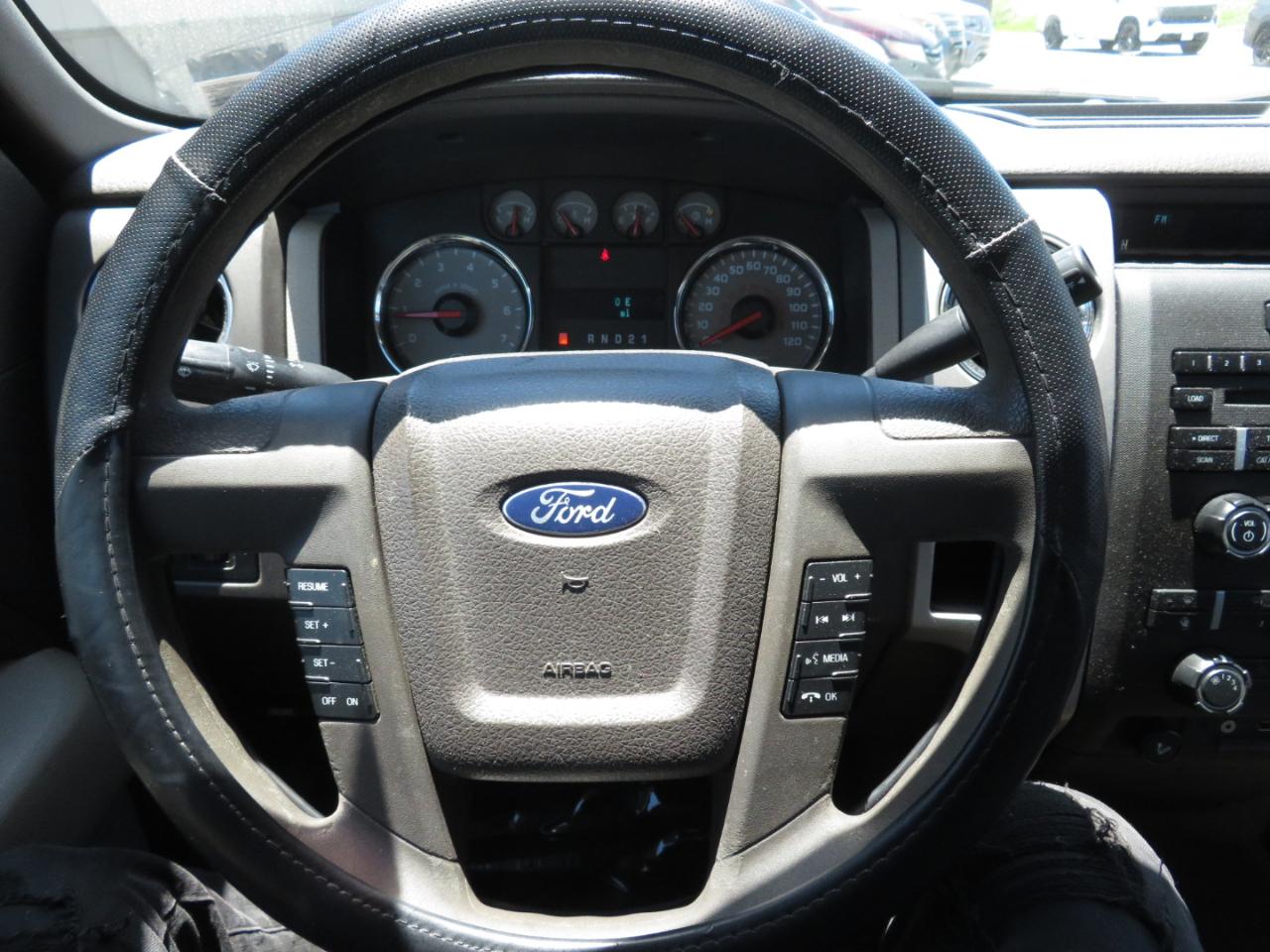 Ford F-150 XLT 2WD 2009