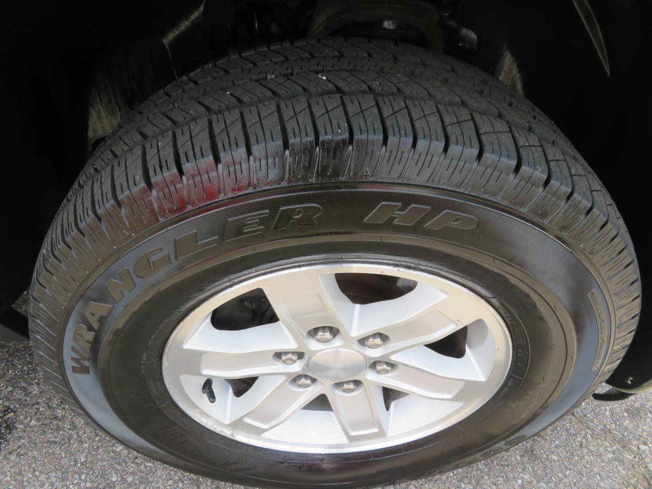 GMC Yukon XL SLT 1/2 Ton 4WD 2014