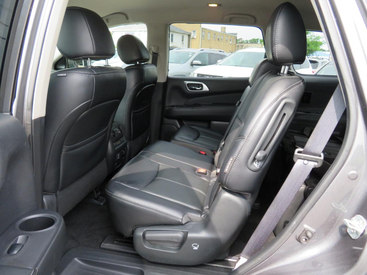 Nissan Pathfinder Platinum 4WD 2018