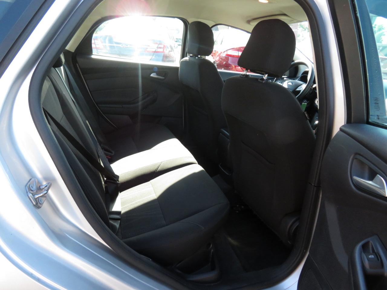 Ford Focus SE Hatch 2015