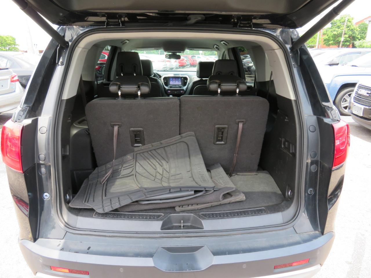GMC Acadia SLT-1 FWD 2017