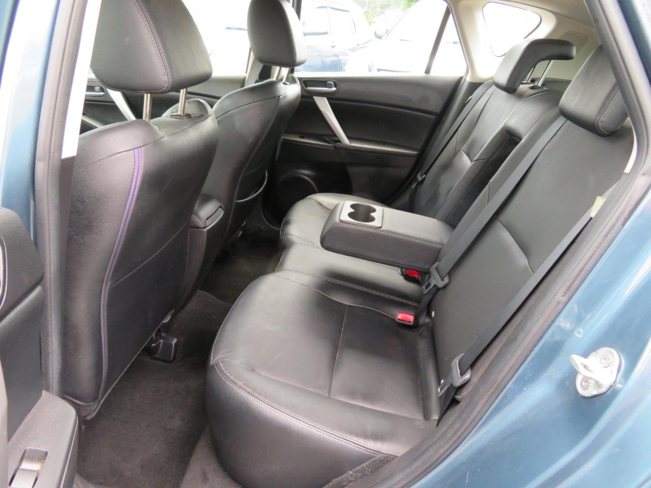Mazda MAZDA3 s Grand Touring 5-Door 2010