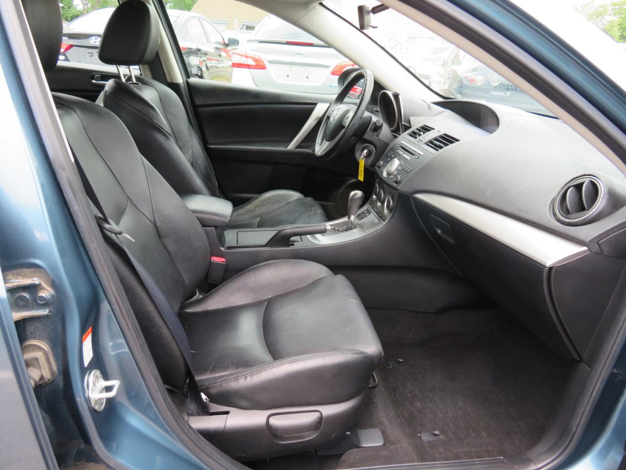 Mazda MAZDA3 s Grand Touring 5-Door 2010