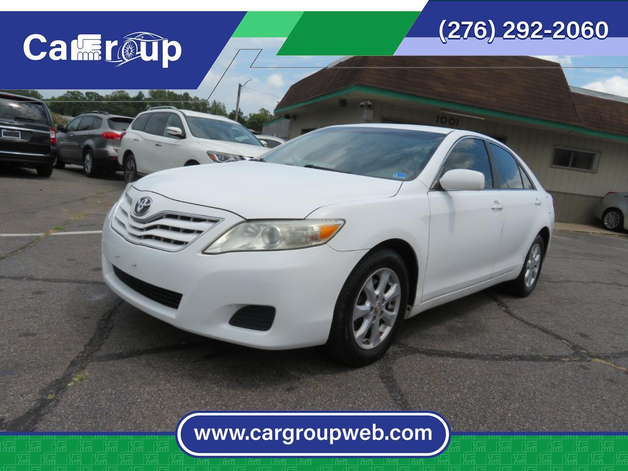 Toyota Camry LE 6-Spd MT 2011