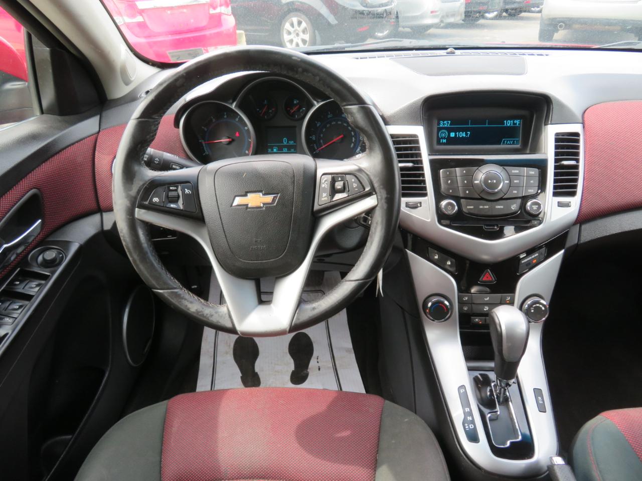 Chevrolet Cruze 1LT 2012