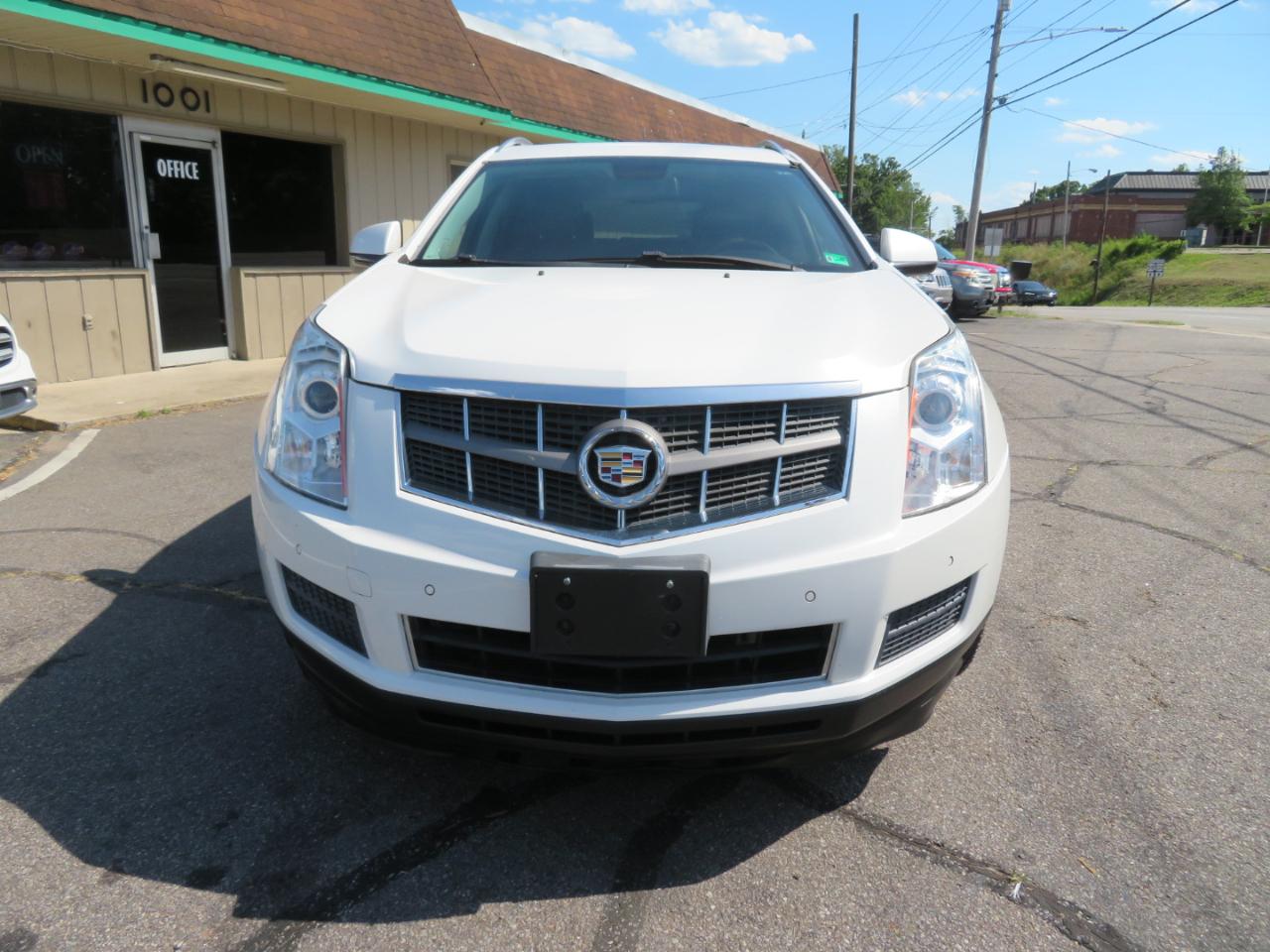 Cadillac SRX Luxury Collection 2011