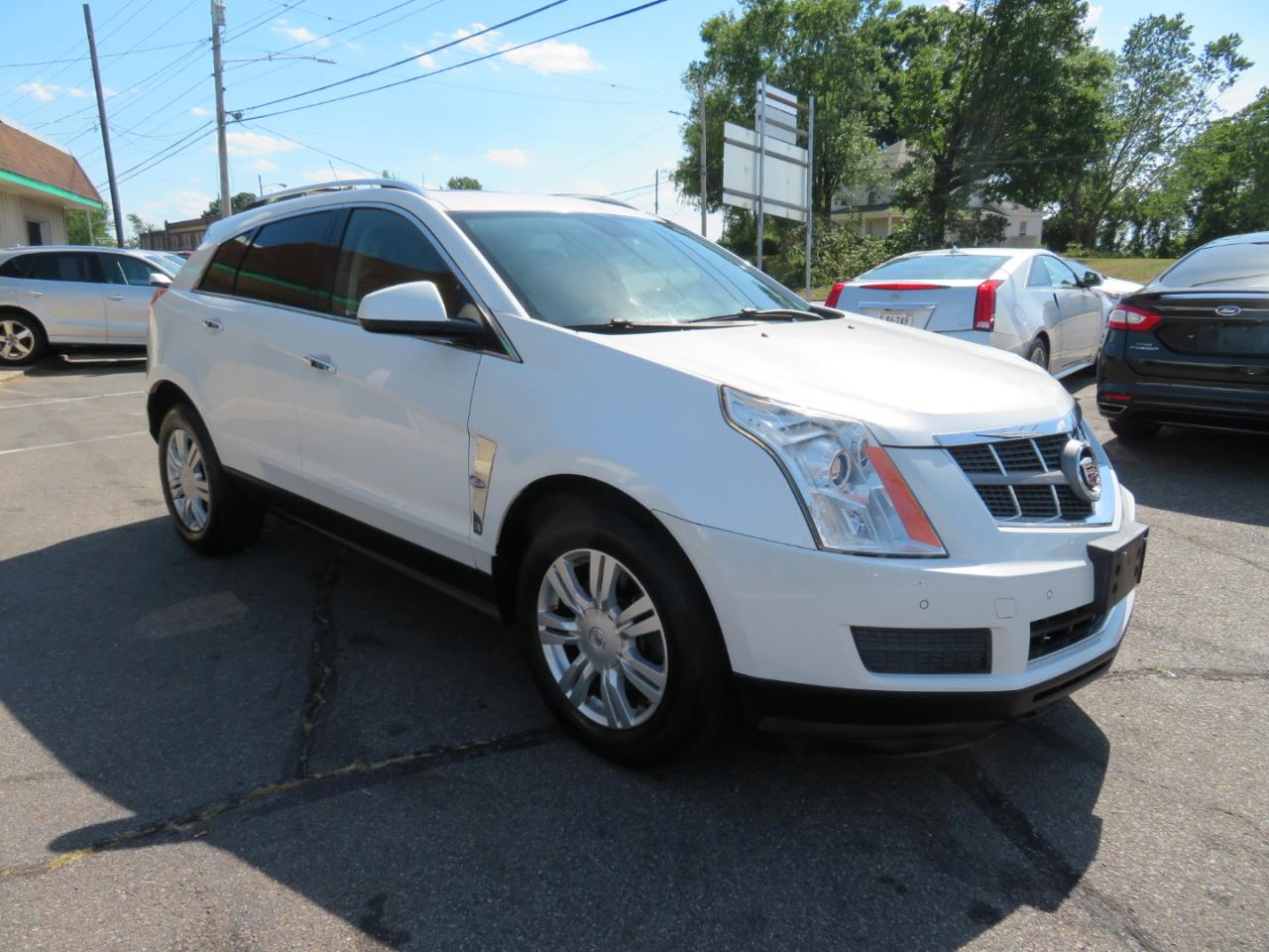 Cadillac SRX Luxury Collection 2011