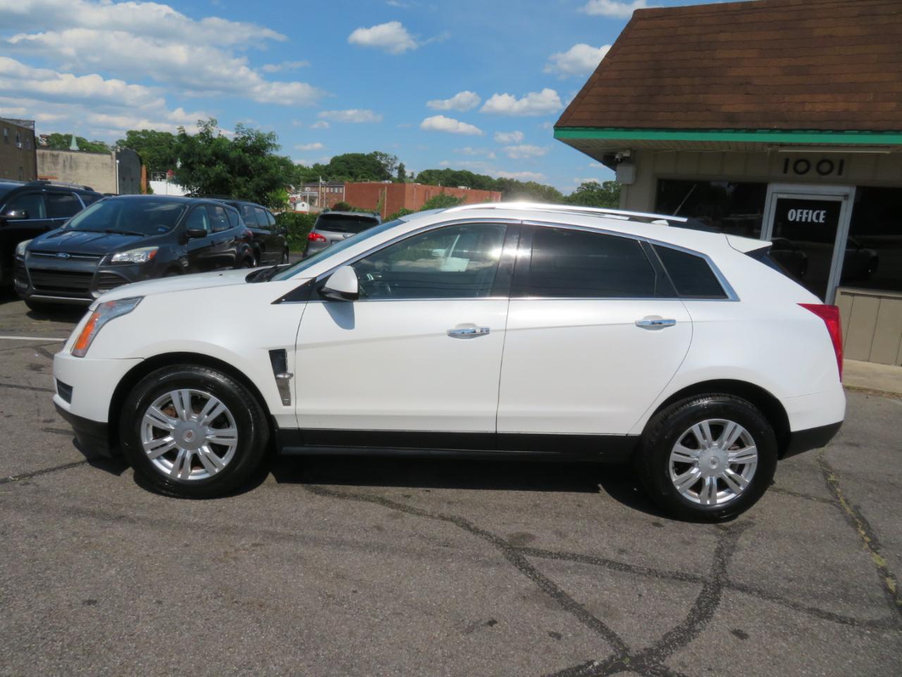 Cadillac SRX Luxury Collection 2011