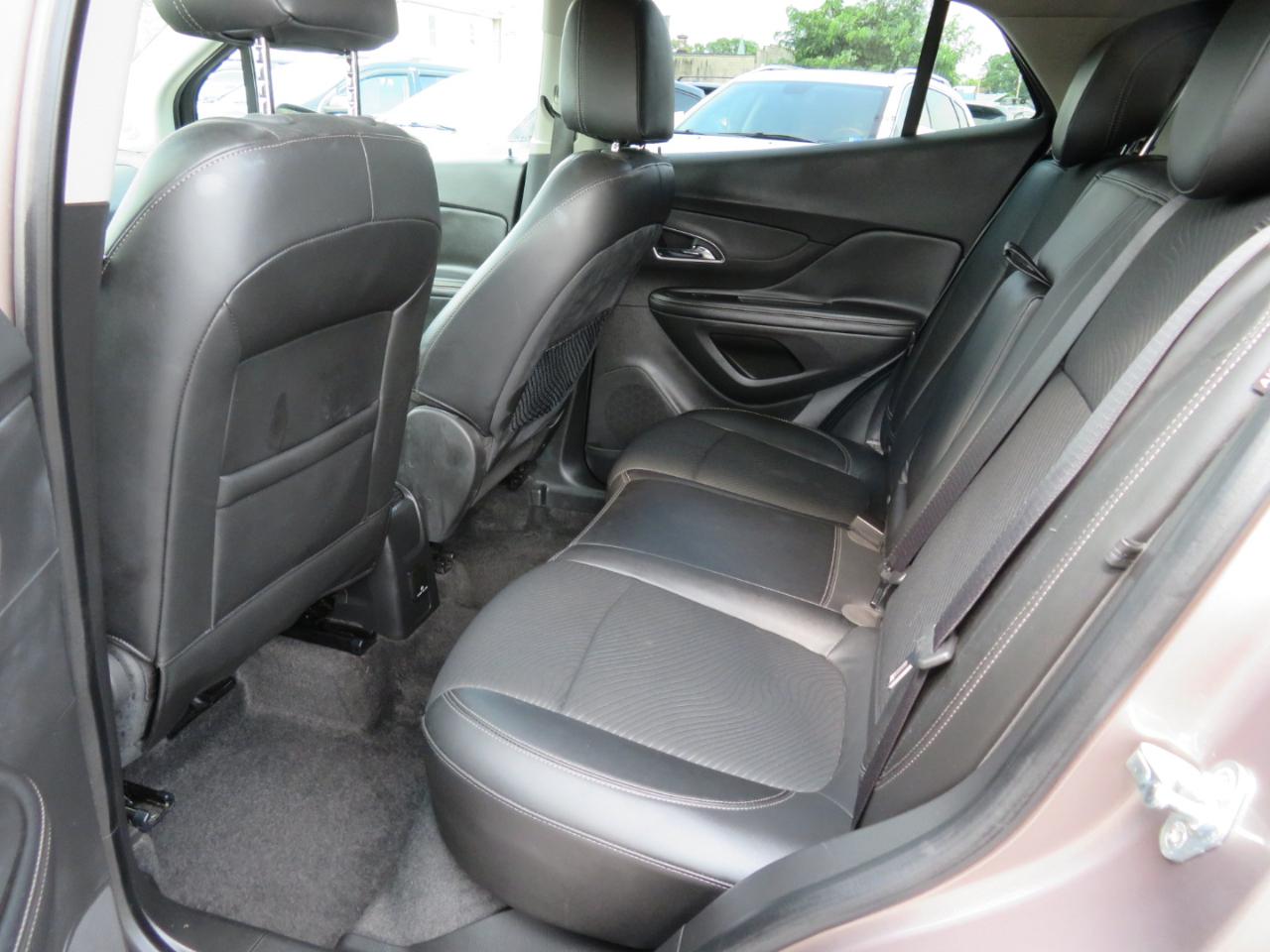 Buick Encore Convenience FWD 2013