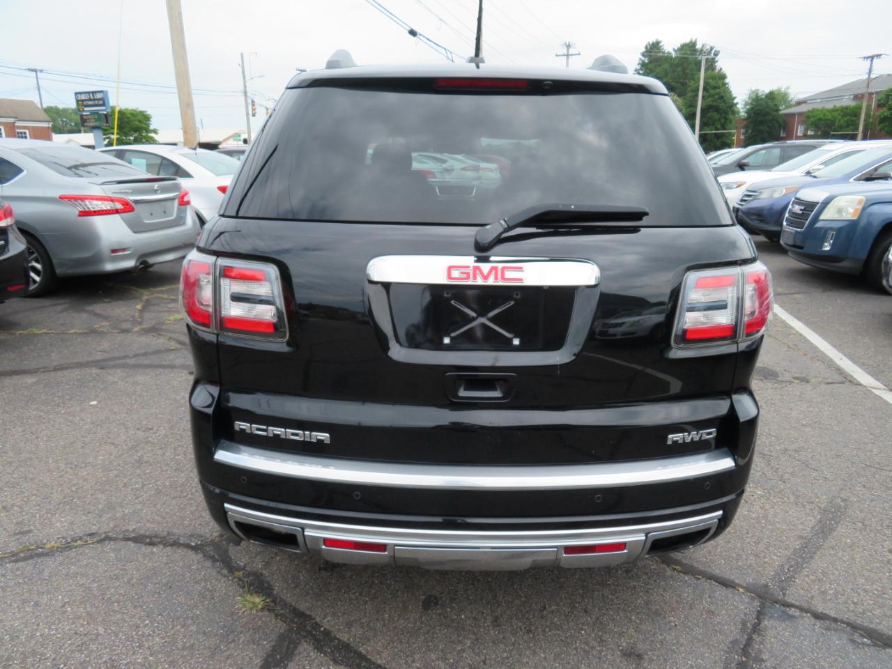 GMC Acadia Denali AWD 2016