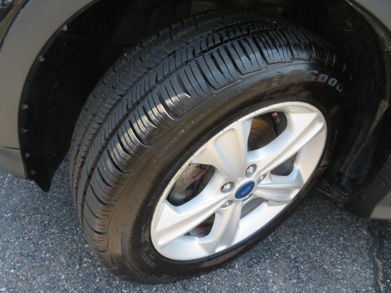 Ford Escape SE FWD 2013