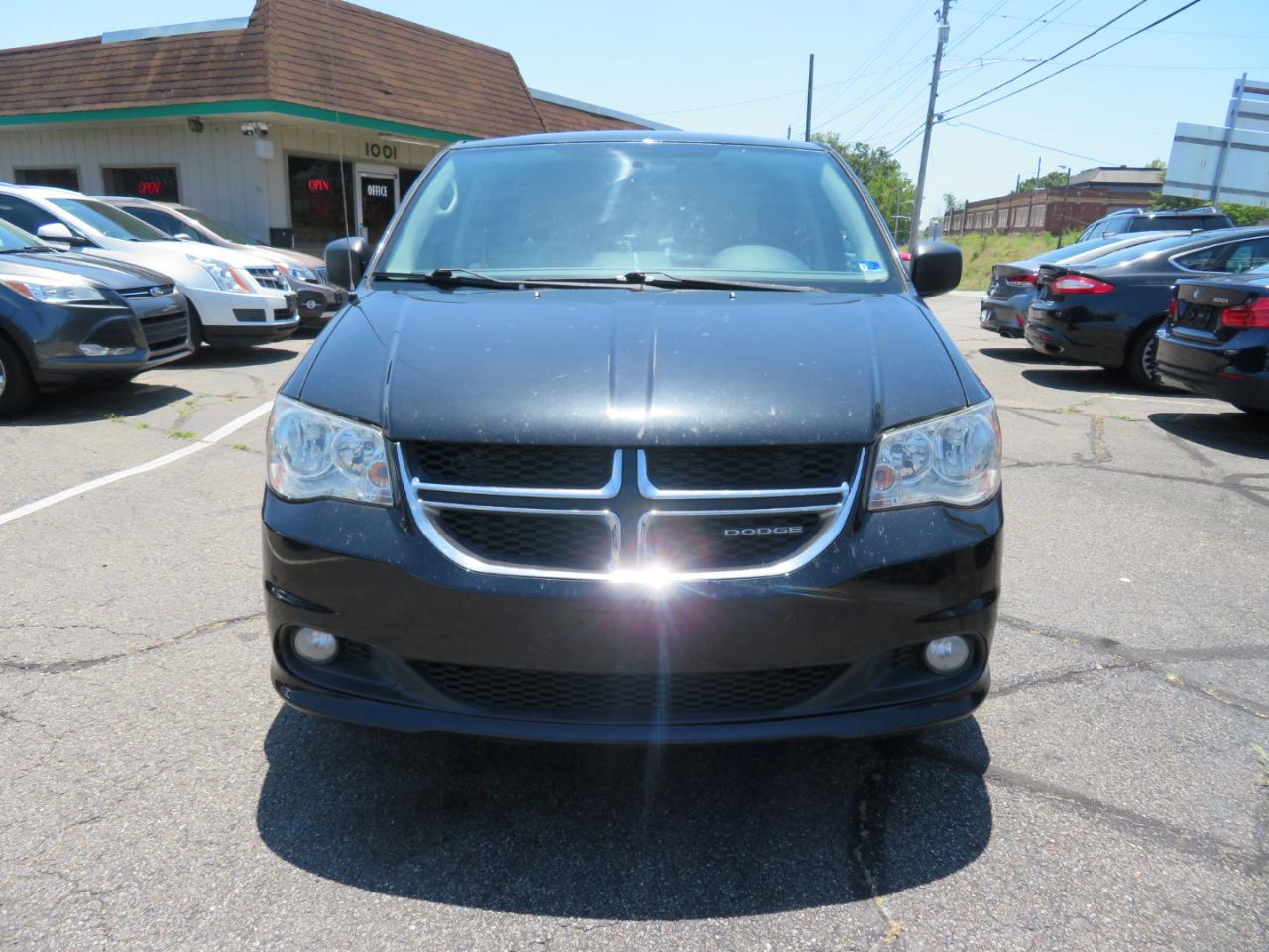 Dodge Grand Caravan SE 2013