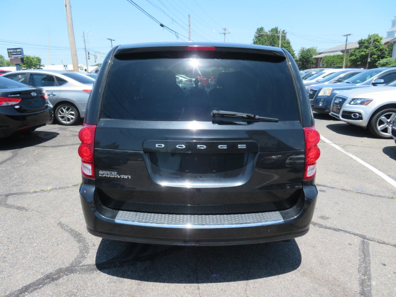Dodge Grand Caravan SE 2013