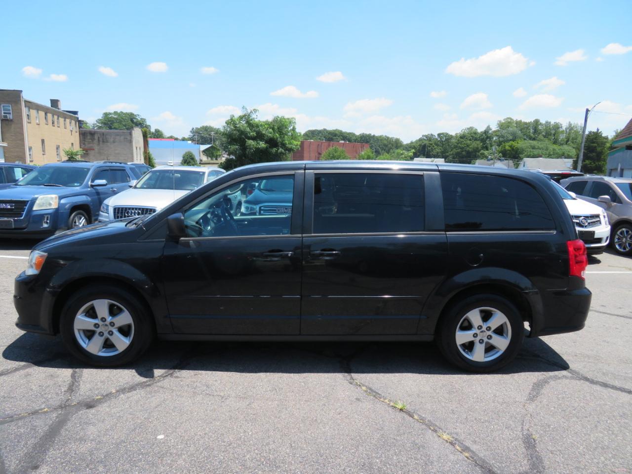 Dodge Grand Caravan SE 2013