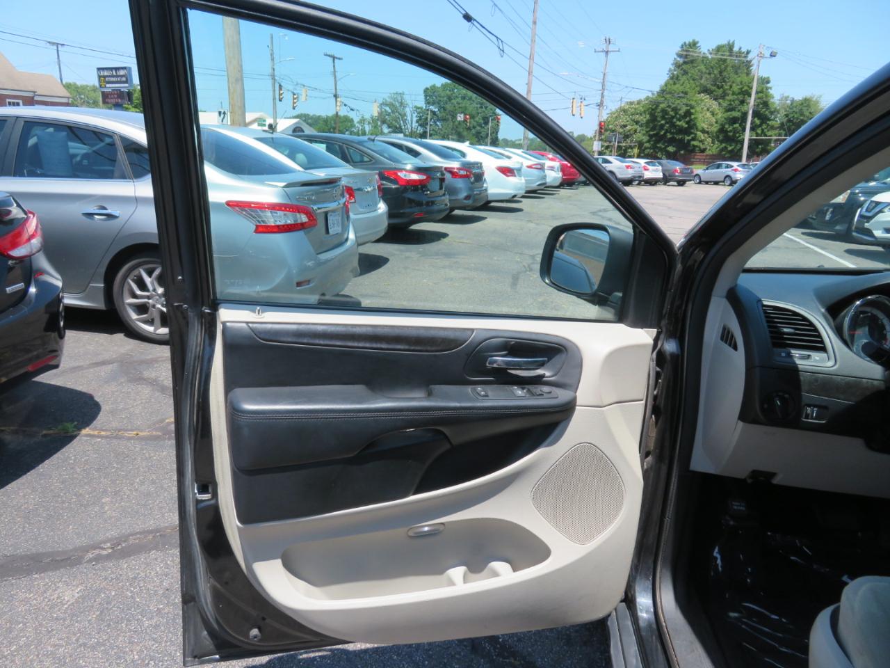 Dodge Grand Caravan SE 2013