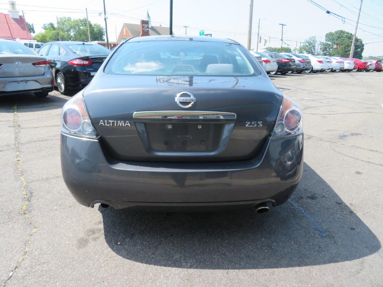 Nissan Altima 2.5 S 2009