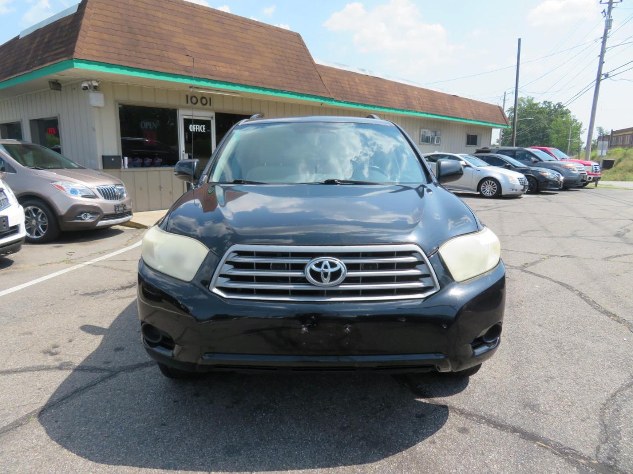 Toyota Highlander Base 4WD 2009