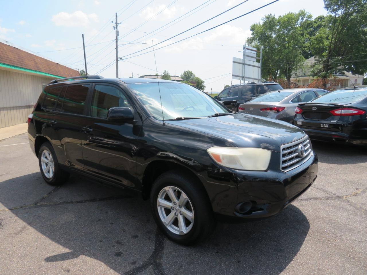 Toyota Highlander Base 4WD 2009