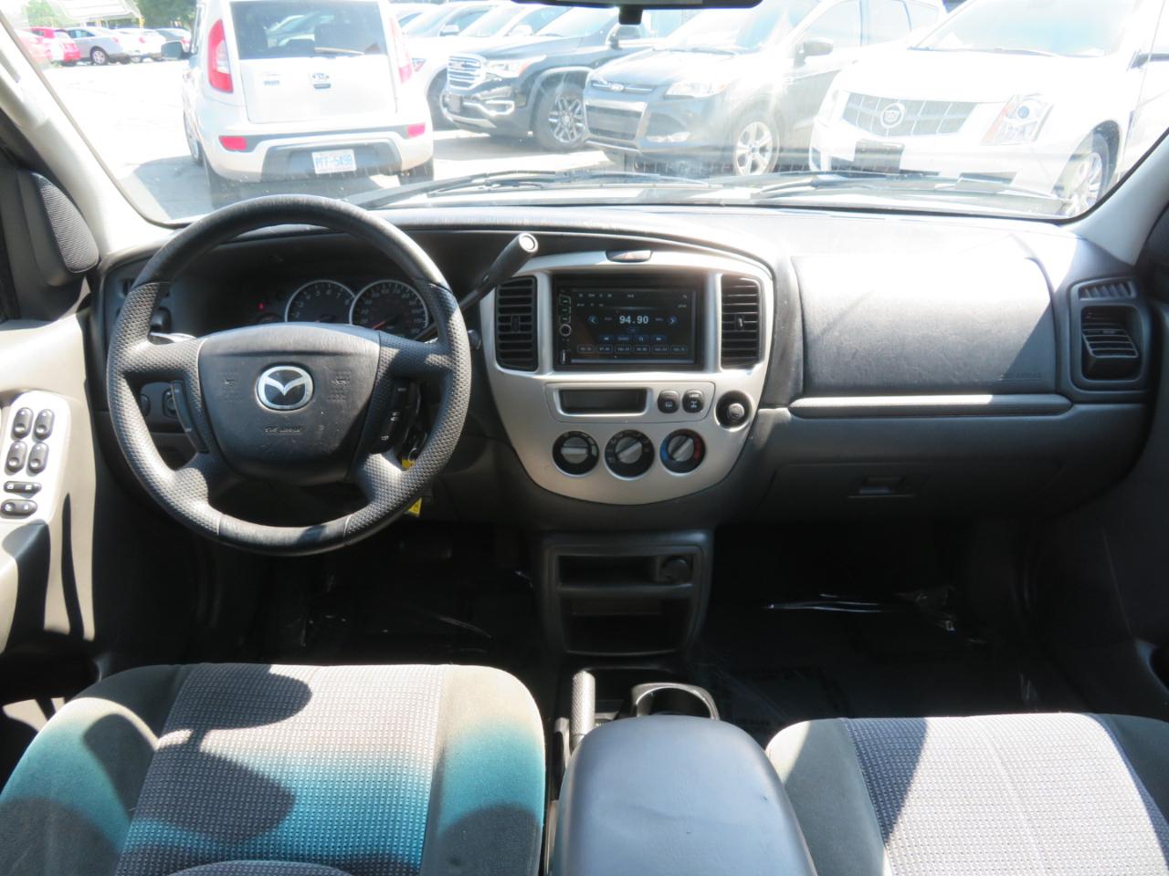 Mazda Tribute LX 4WD 2003